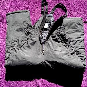 Athletic Works Girls 14/16 or XSmall  petite Adult.